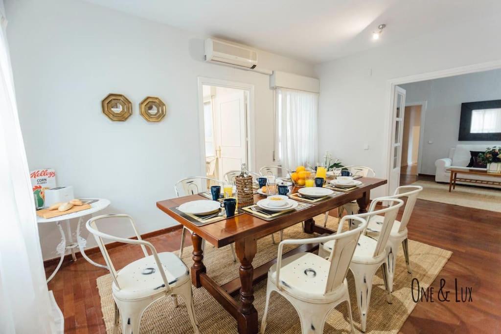 O&L Aire - Spacious And Bright Apartment In The Heart Of Sevilla Buitenkant foto